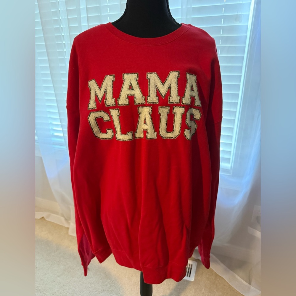 NWOT Cozy Cute Mama Claus Red Hoodie XL